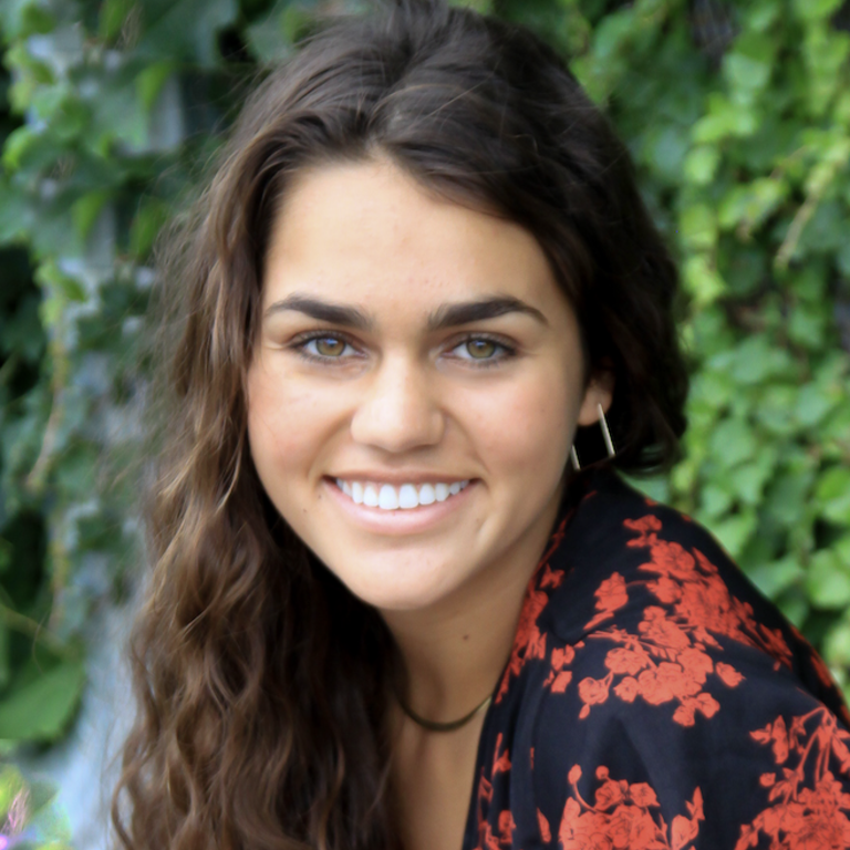 lauryn headshot